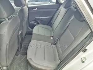 Hyundai Accent 2020 Gris