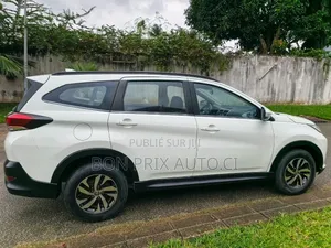 Toyota Rush 2019 Blanc