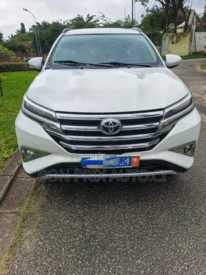 Toyota Rush 2019 Blanc