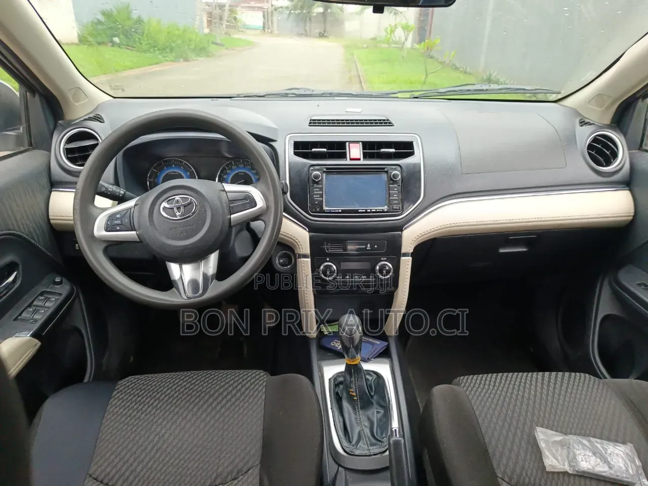 Toyota Rush 2019 Blanc
