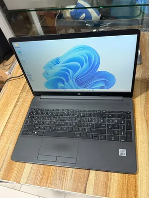 Nouveau Ordinateur portable HP 250 G8 12GB Intel Core i5 SSD 1T