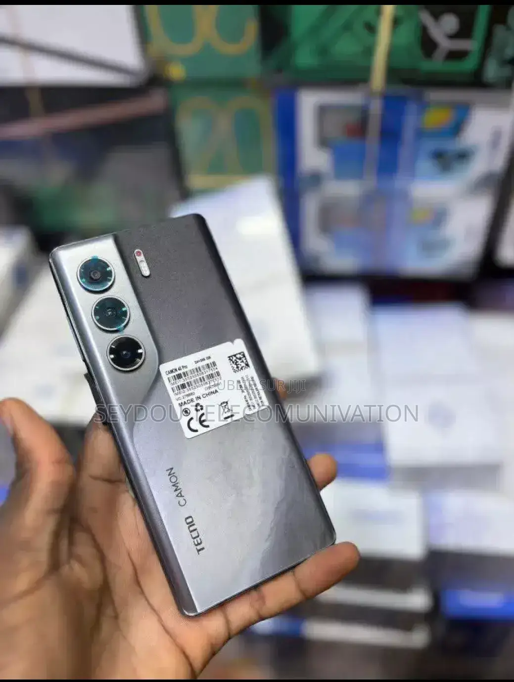 Nouveau Tecno Camon 40 256 GB Argenté