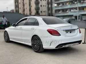 Mercedes-Benz C300 2017 Blanc