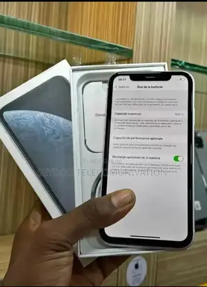 Nouveau Apple iPhone XR 64 GB Noir