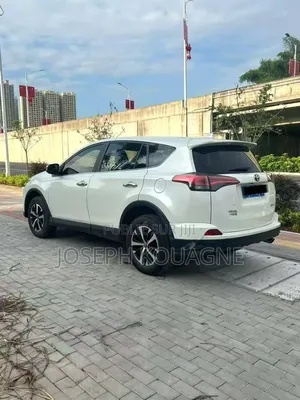 Toyota RAV4 2019 Blanc