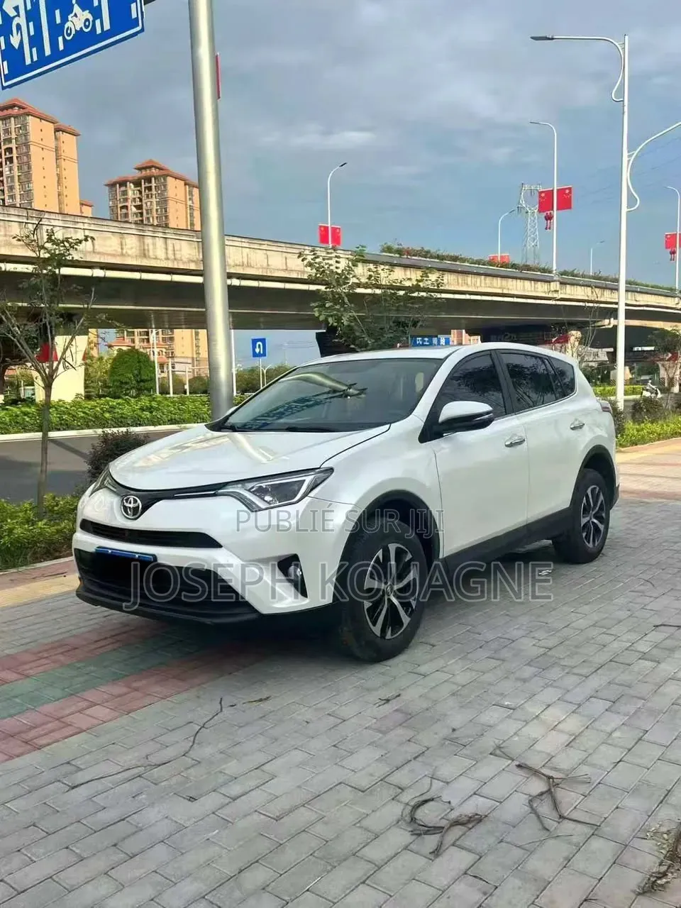 Toyota RAV4 2019 Blanc