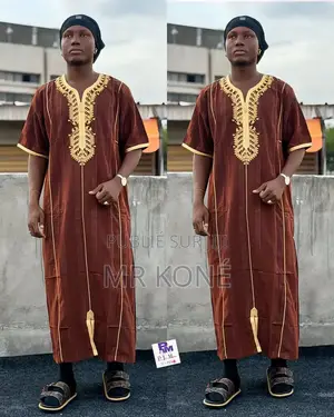 Boubou Pour Le Mois De Ramadan Où Tabaski