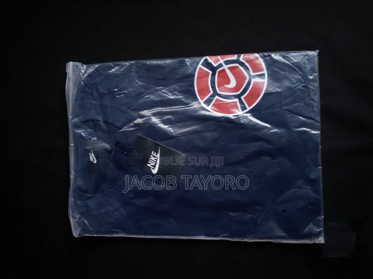 Tee Shirt De Marque