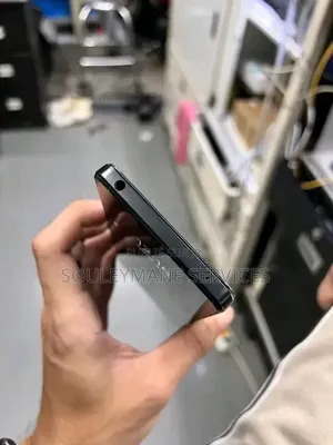 Nouveau Sony Xperia ion HSPA 16 GB Autre