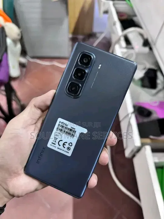 Nouveau Infinix Hot 50 Pro+ 4G 256 GB Autre