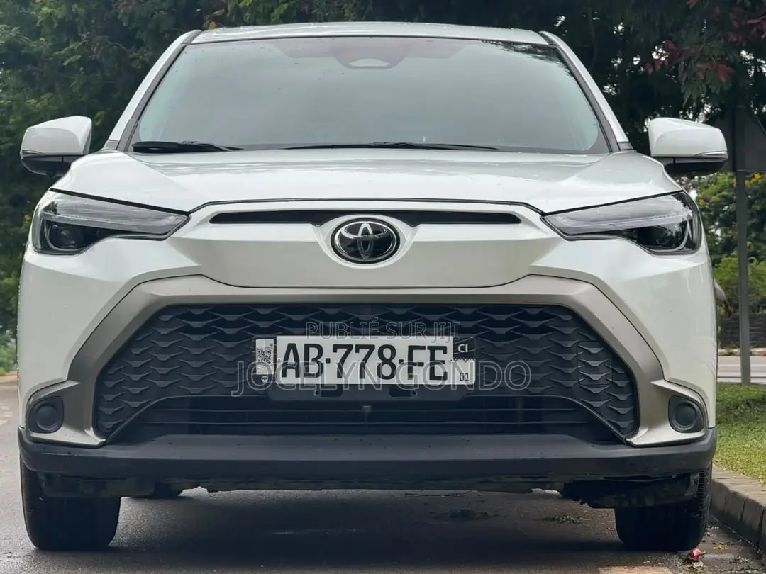 Toyota Frontlander 2024 Blanc