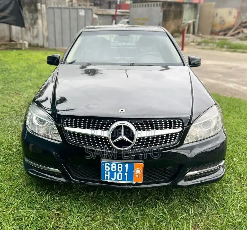 Mercedes-Benz C300 2011 Noir