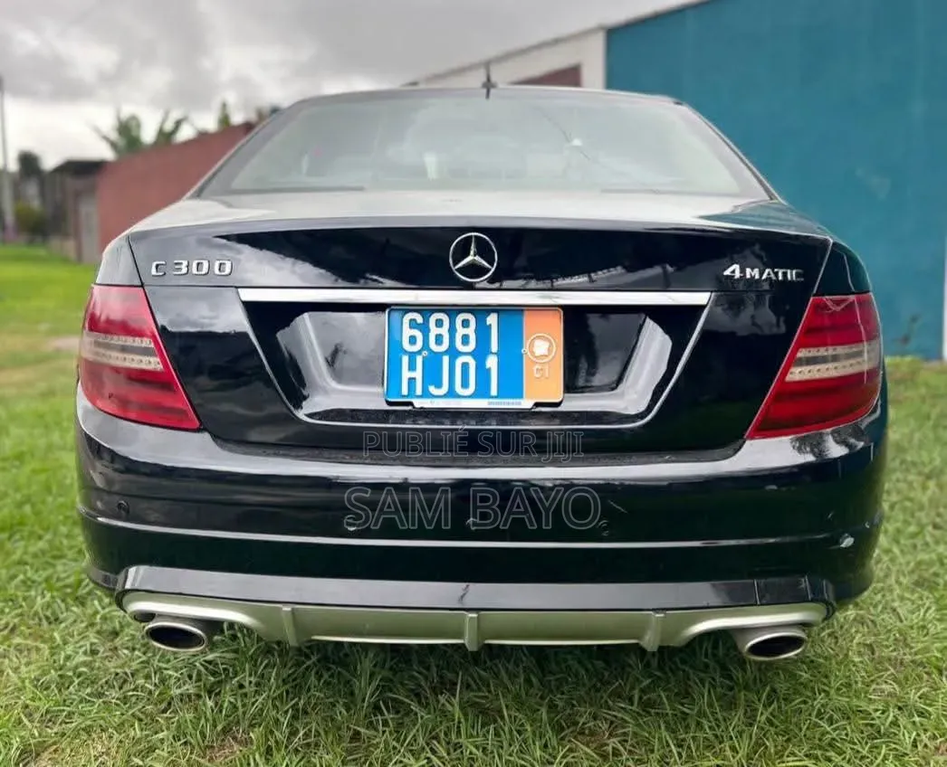 Mercedes-Benz C300 2011 Noir