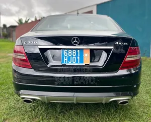 Mercedes-Benz C300 2011 Noir