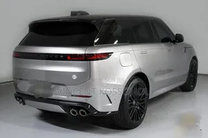 Nouveau Rover Land 2025 Argenté