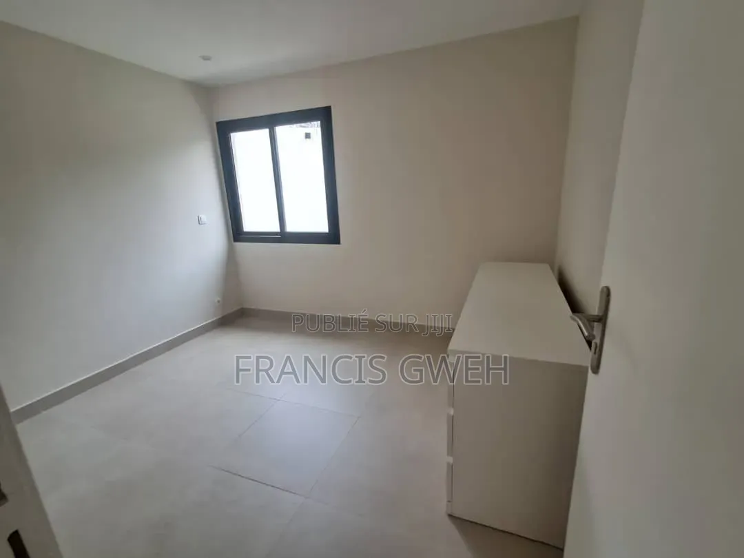4chbre Duplex dans Francis Gweh, Cocody à Vendre