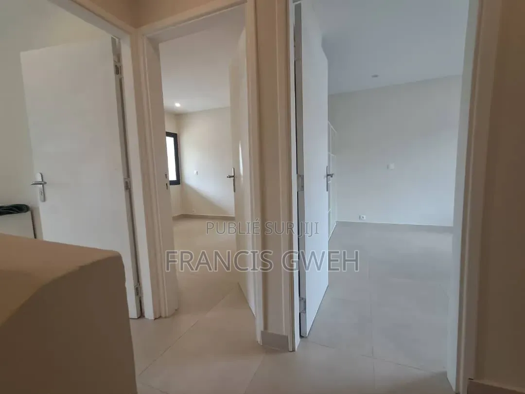 4chbre Duplex dans Francis Gweh, Cocody à Vendre
