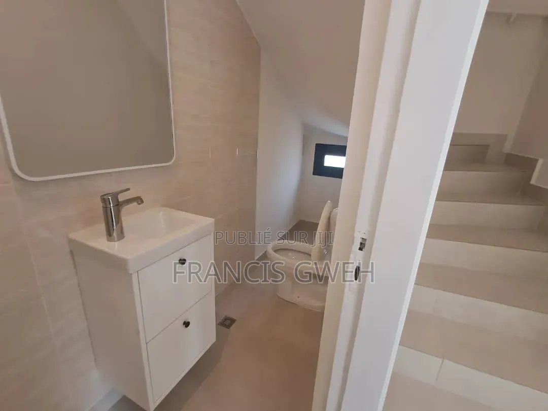 4chbre Duplex dans Francis Gweh, Cocody à Vendre