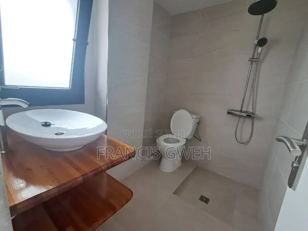 4chbre Duplex dans Francis Gweh, Cocody à Vendre
