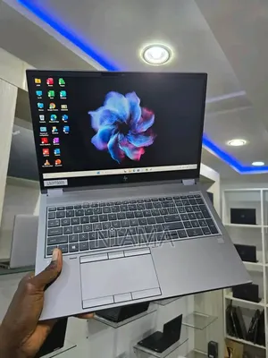 Nouveau HP ZBook Fury 15 G8 32GB Intel Core i7 SSD 1T