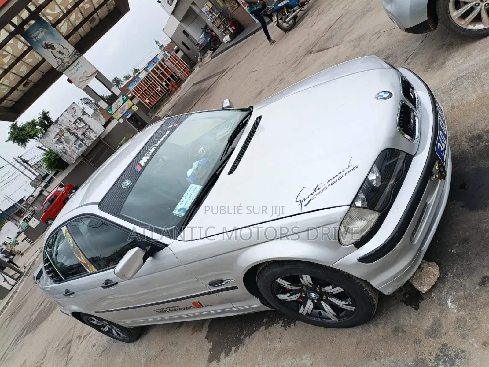 BMW 318i 2000 Gris