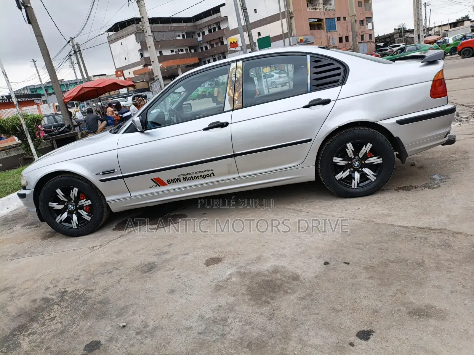 BMW 318i 2000 Gris