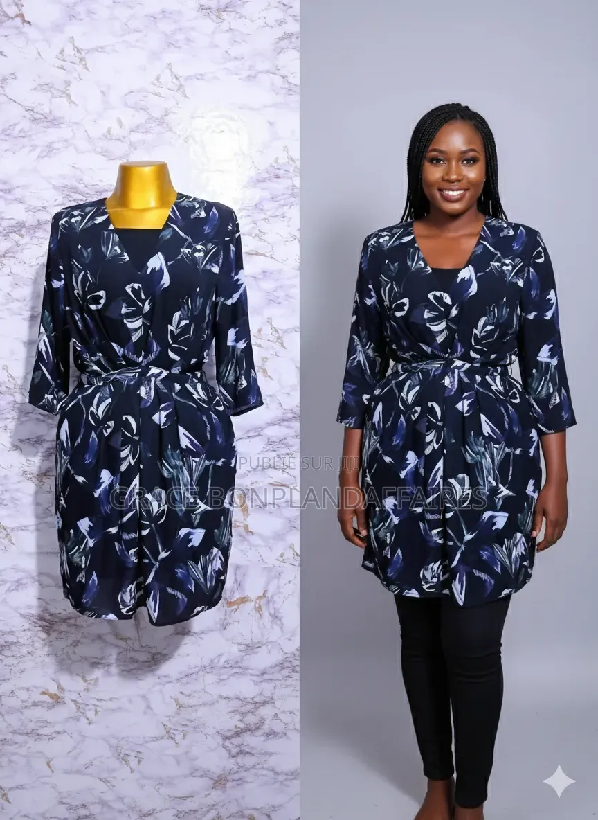 Magnifique Robe Mi-Long. Solde : 1500fcfa