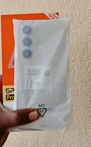 Nouveau Tecno Spark 40 Pro 256 GB Blanc