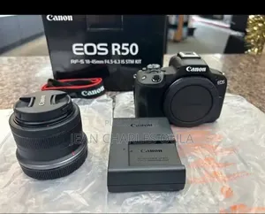 Canon Eos R50 Rf-S 18-45mm