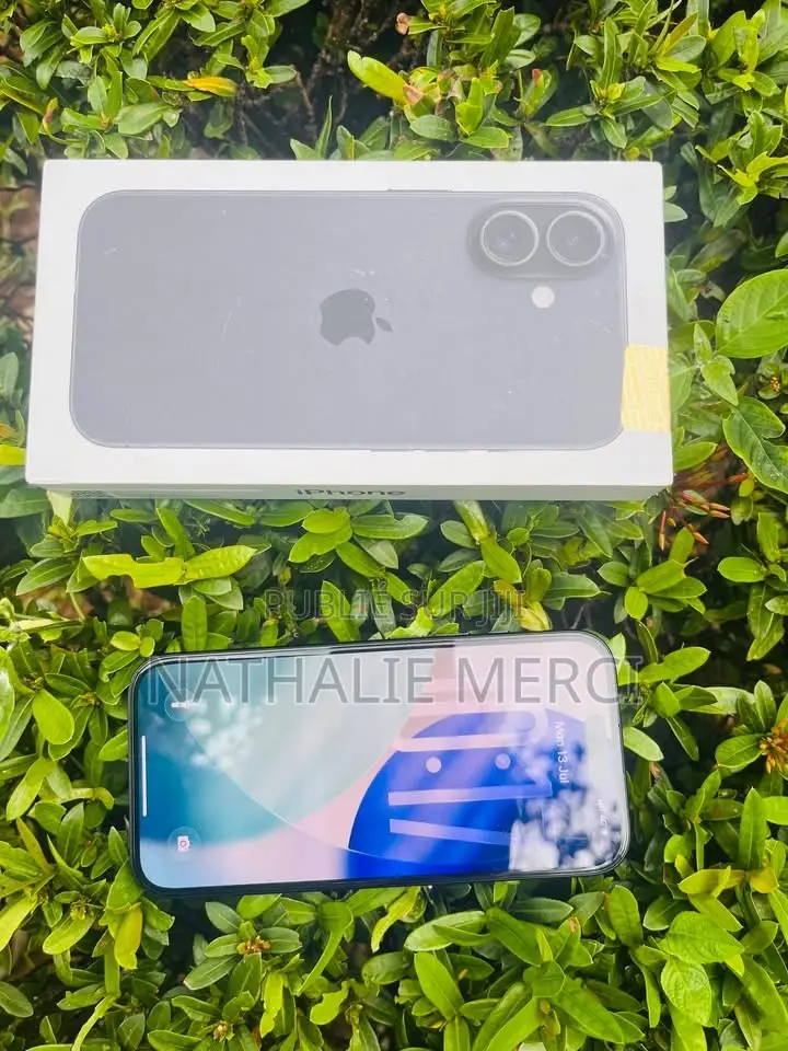 Nouveau Apple iPhone 16 256 GB Noir