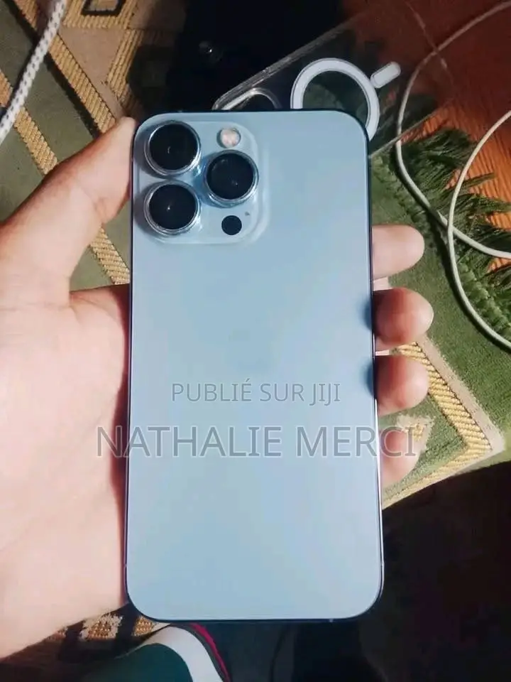 Nouveau Apple iPhone 13 Pro Max 256 GB Bleu