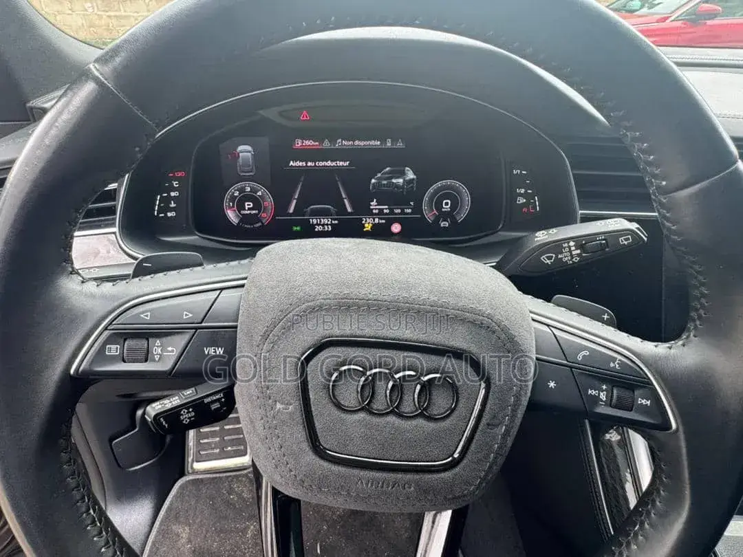 Audi Q8 2022 Noir
