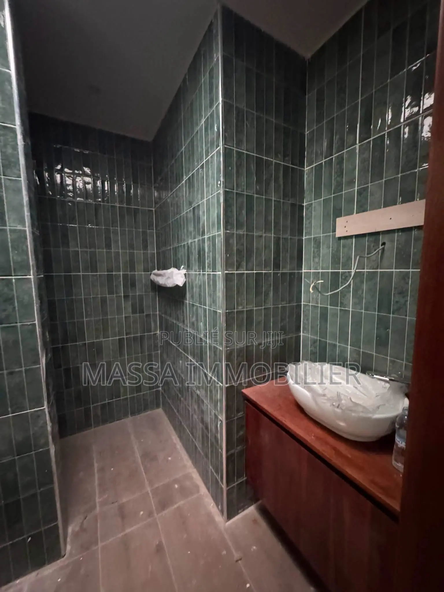 3chbre Villa dans Massa Immobilier, Cocody à Louer