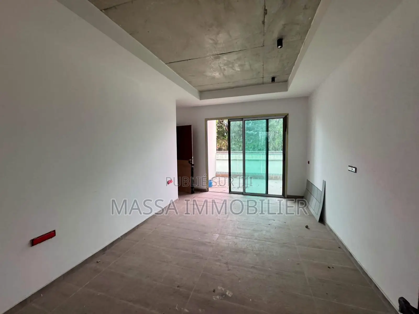 3chbre Villa dans Massa Immobilier, Cocody à Louer