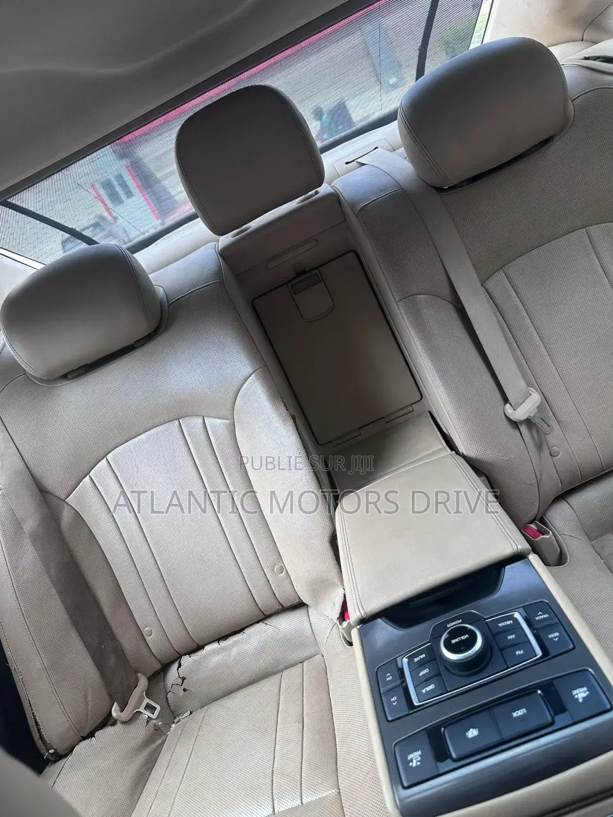 Hyundai Genesis 2015 Blanc