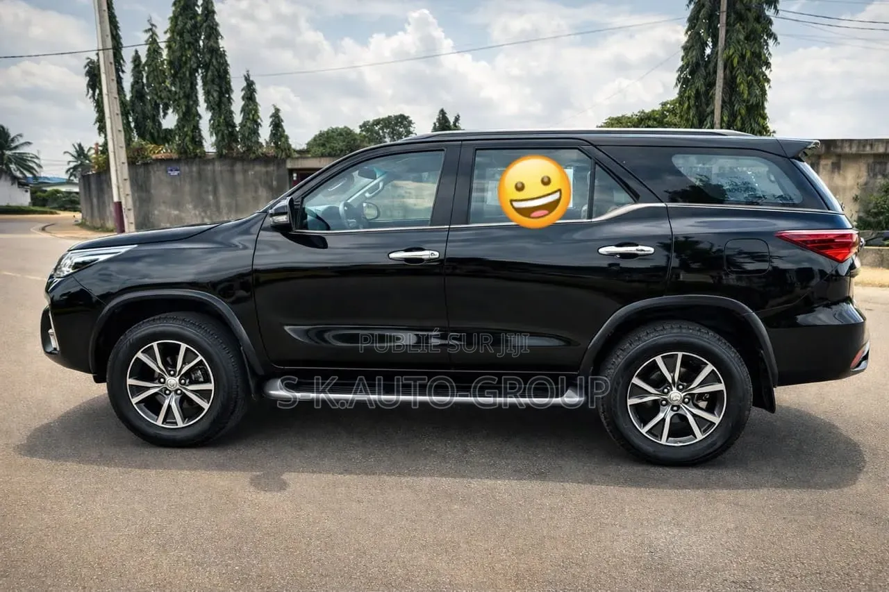 Toyota Fortuner 2019 Noir