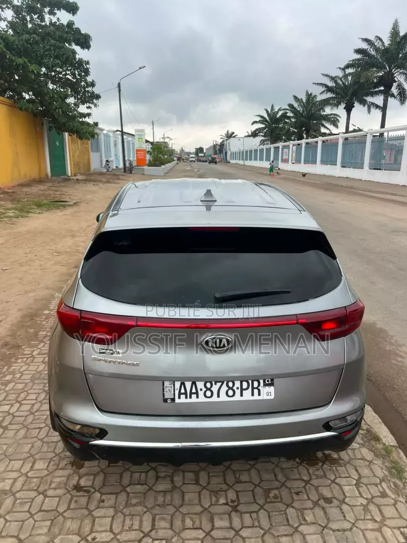 Kia Sportage 2021 Gris