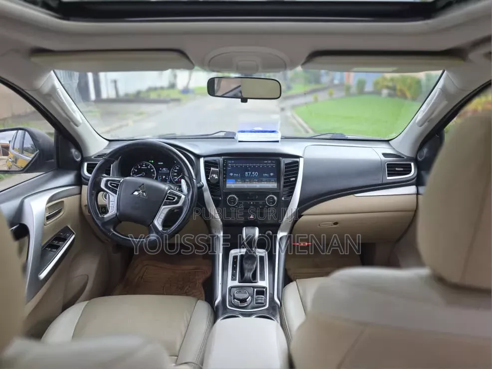Mitsubishi Montero Sport 2021 Gris
