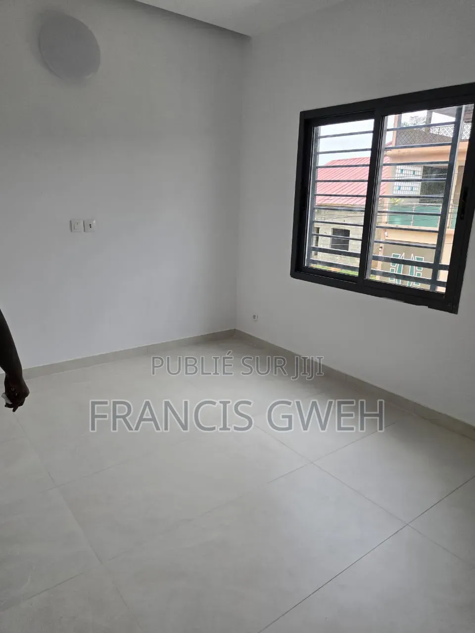 3chbre Duplex dans Francis Gweh, Cocody à Louer