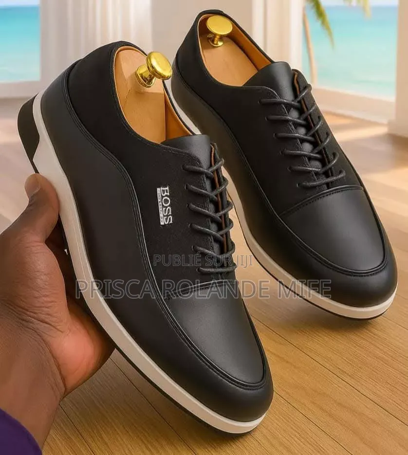 Vente Chaussures, Vetements Et Divers