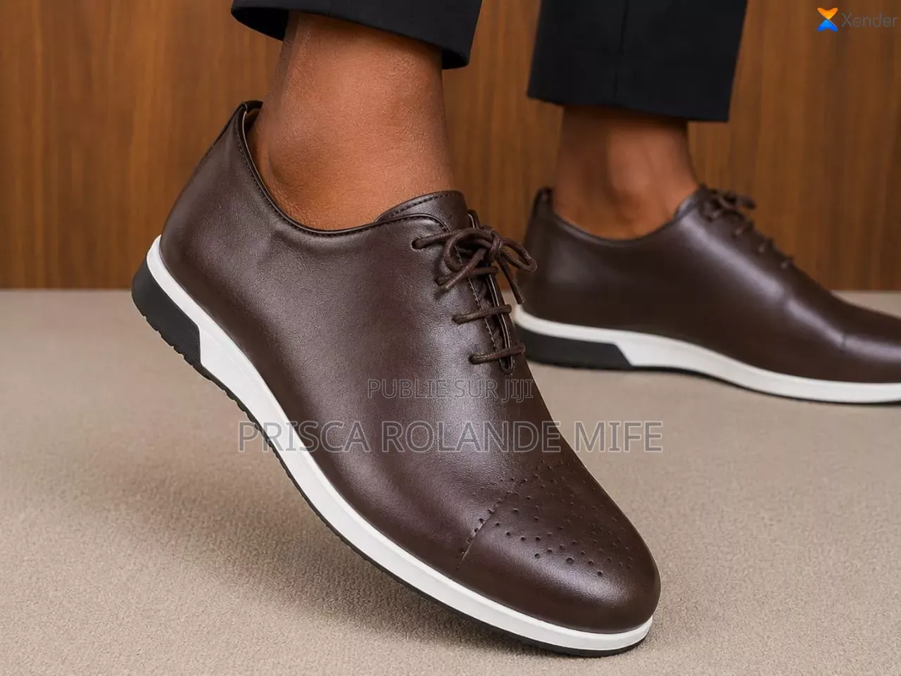 Vente Chaussures, Vetements Et Divers