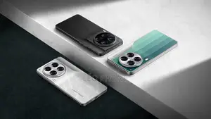 Nouveau Tecno Camon 30 Pro 5G 512 GB Noir