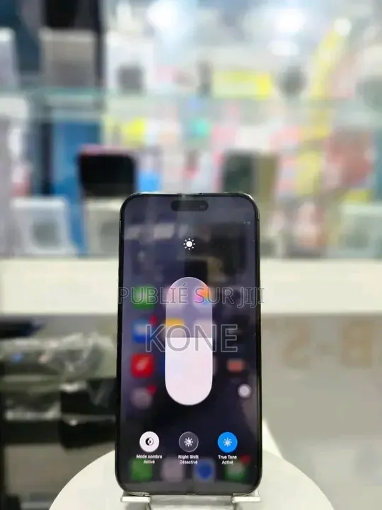Nouveau Apple iPhone 15 Pro Max 256 GB Noir