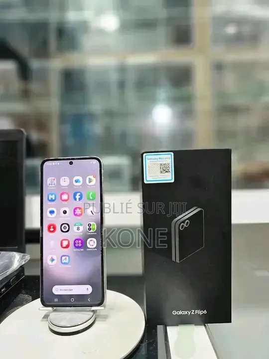 Nouveau Samsung Galaxy Z Flip7 256 GB Noir