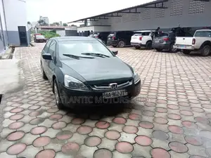 Honda Accord 2005 Noir