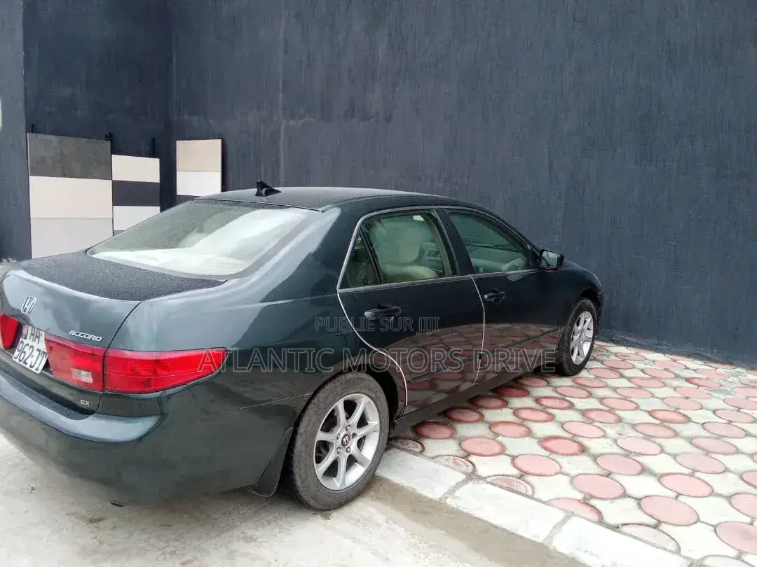Honda Accord 2005 Noir