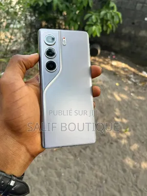 Nouveau Tecno Camon 40 256 GB Gris