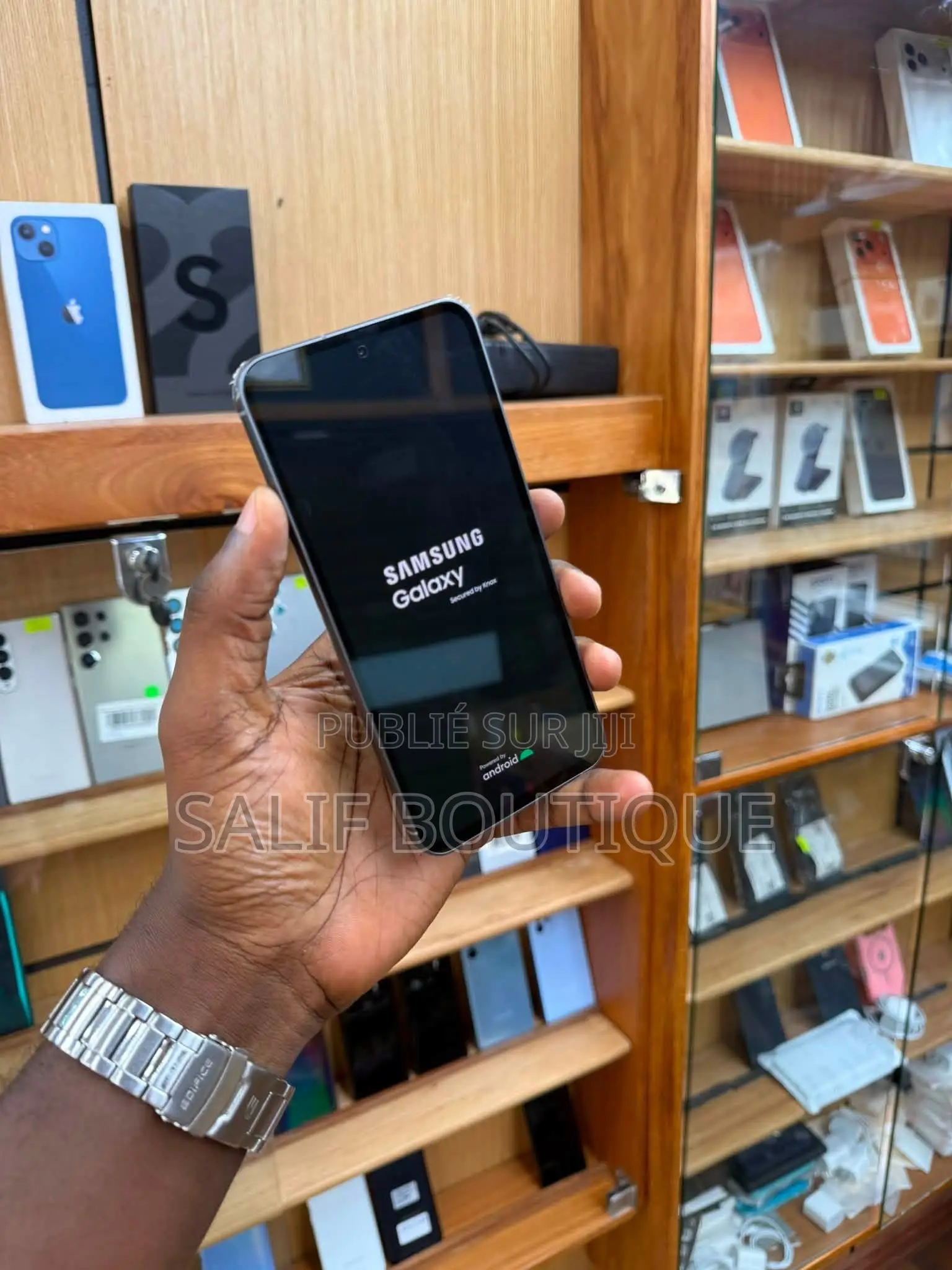 Nouveau Samsung Galaxy S23 FE 256 GB Noir