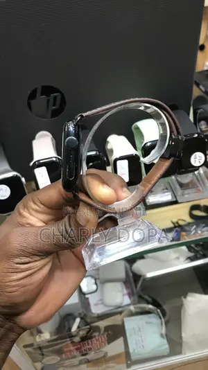 Apple Watch SE 44mm en Bon État