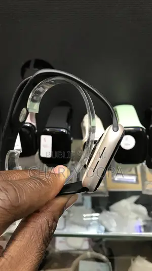 Apple Watch Série Se 3 Quasi Neuf 44mm